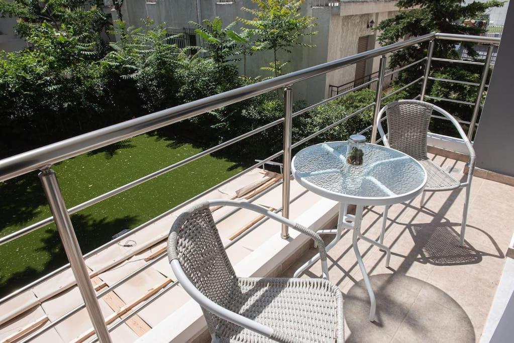 Bright 2Br Apartment In Palaio Faliro- Athens Exterior photo